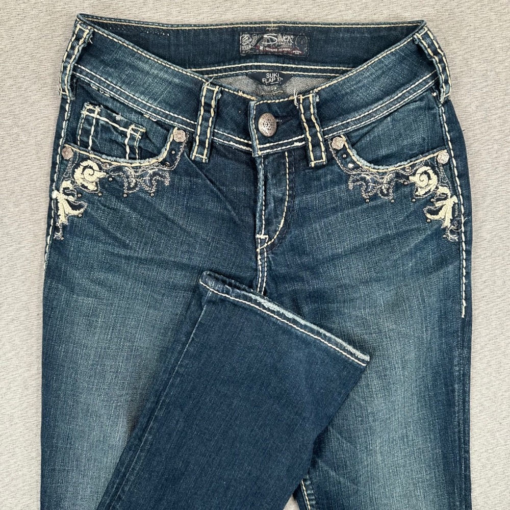 Silver Jeans W24 L33 Suki Mid Slim Bootcut Dark Wash Embroidered Studded Denim